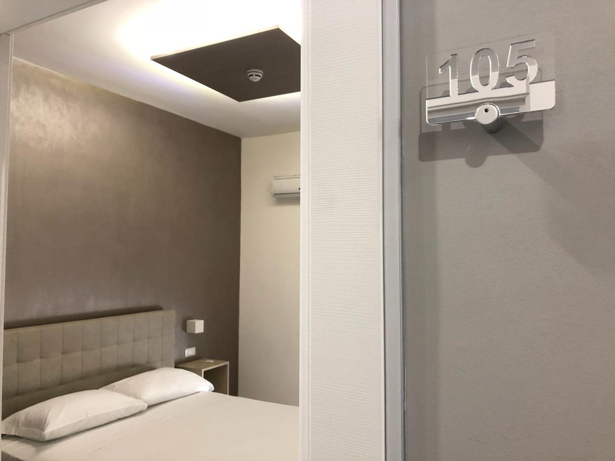 Hotel Il Veliero Torre San Giovanni Buitenkant foto