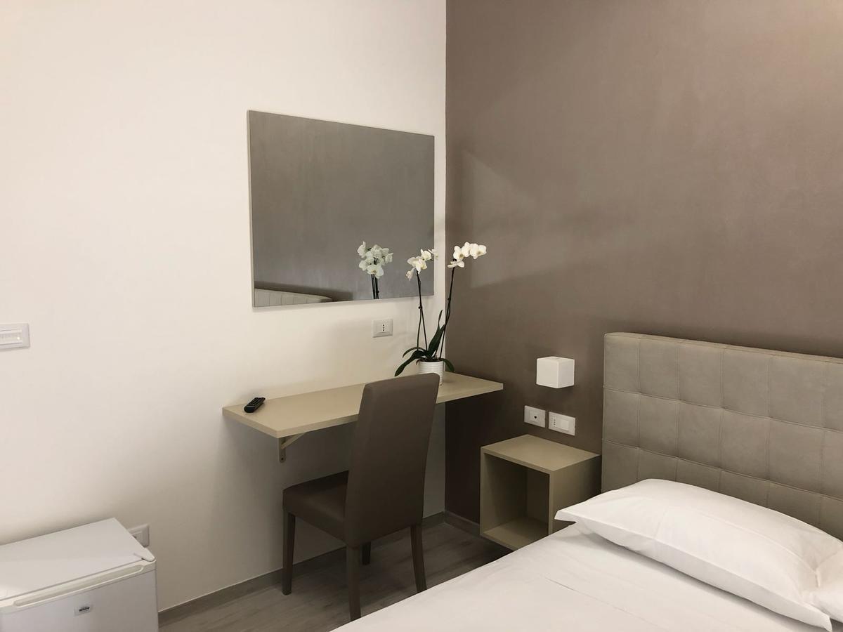 Hotel Il Veliero Torre San Giovanni Buitenkant foto