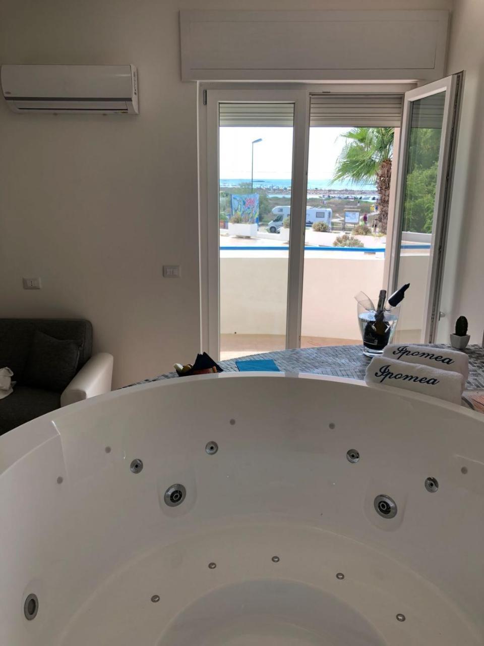 Hotel Il Veliero Torre San Giovanni Buitenkant foto
